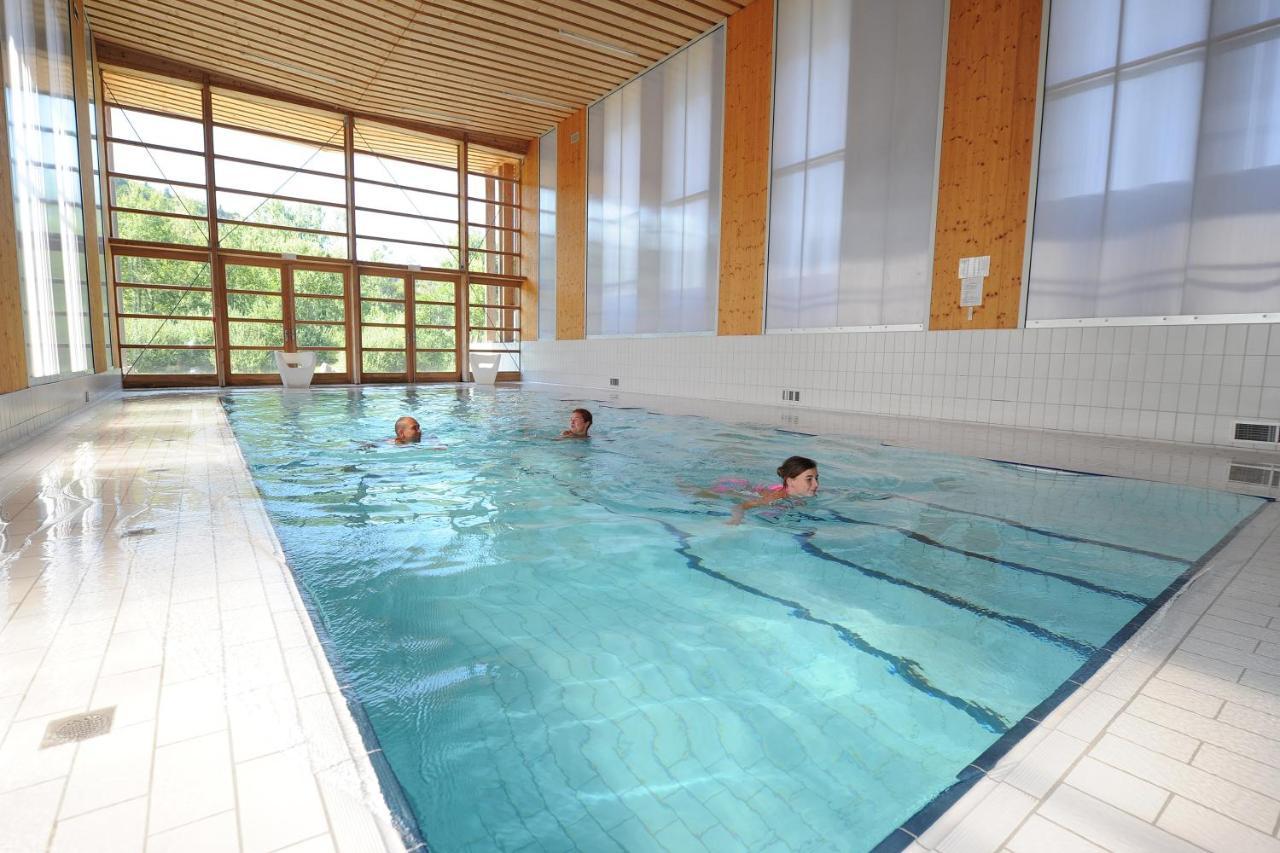 Camping Des Lacs*** Villa Celles-sur-Plaine Екстериор снимка