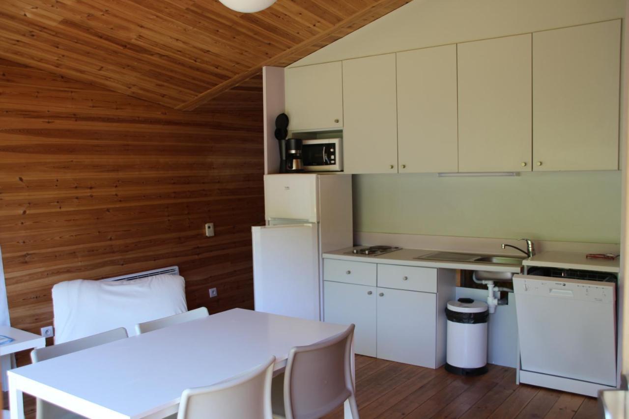 Camping Des Lacs*** Villa Celles-sur-Plaine Екстериор снимка