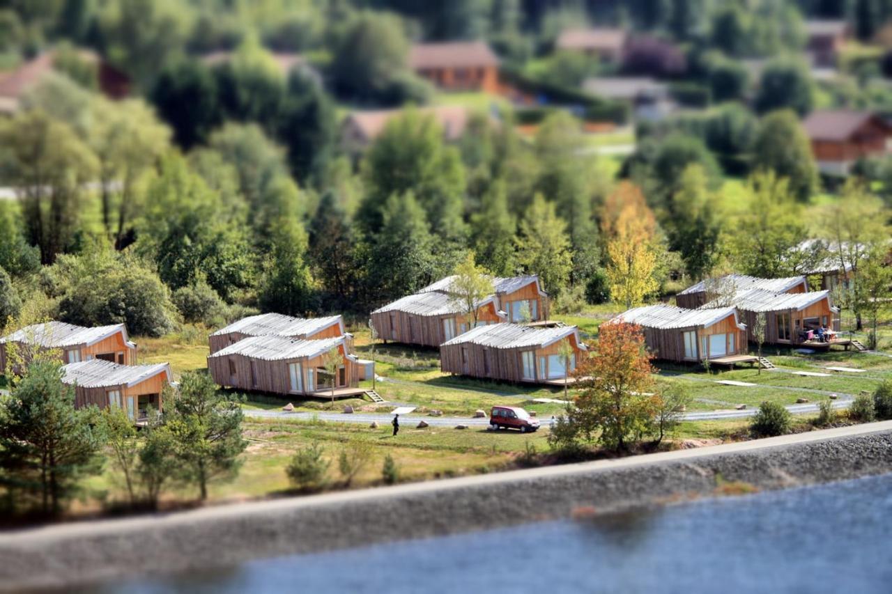 Camping Des Lacs*** Villa Celles-sur-Plaine Екстериор снимка